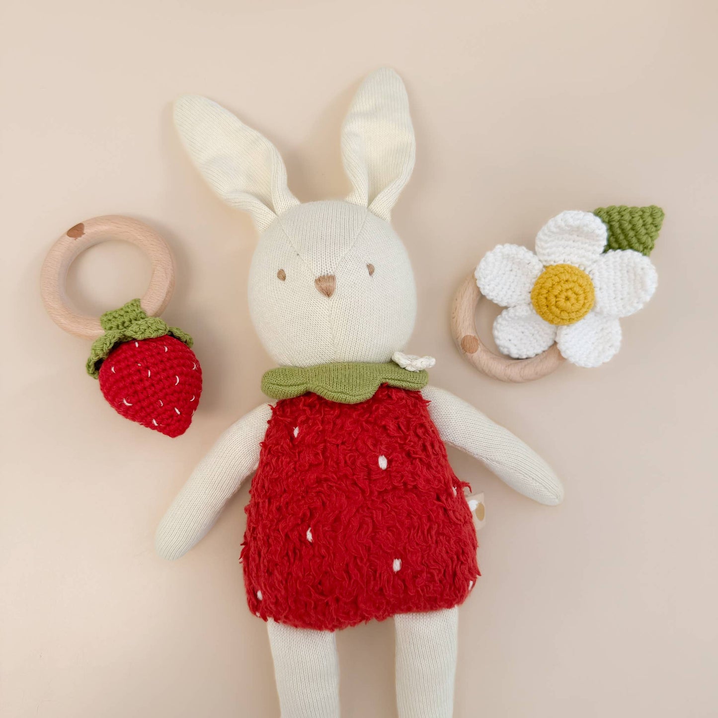 Teether Strawberry Red Cotton Crochet Rattle Baby Toy Summer