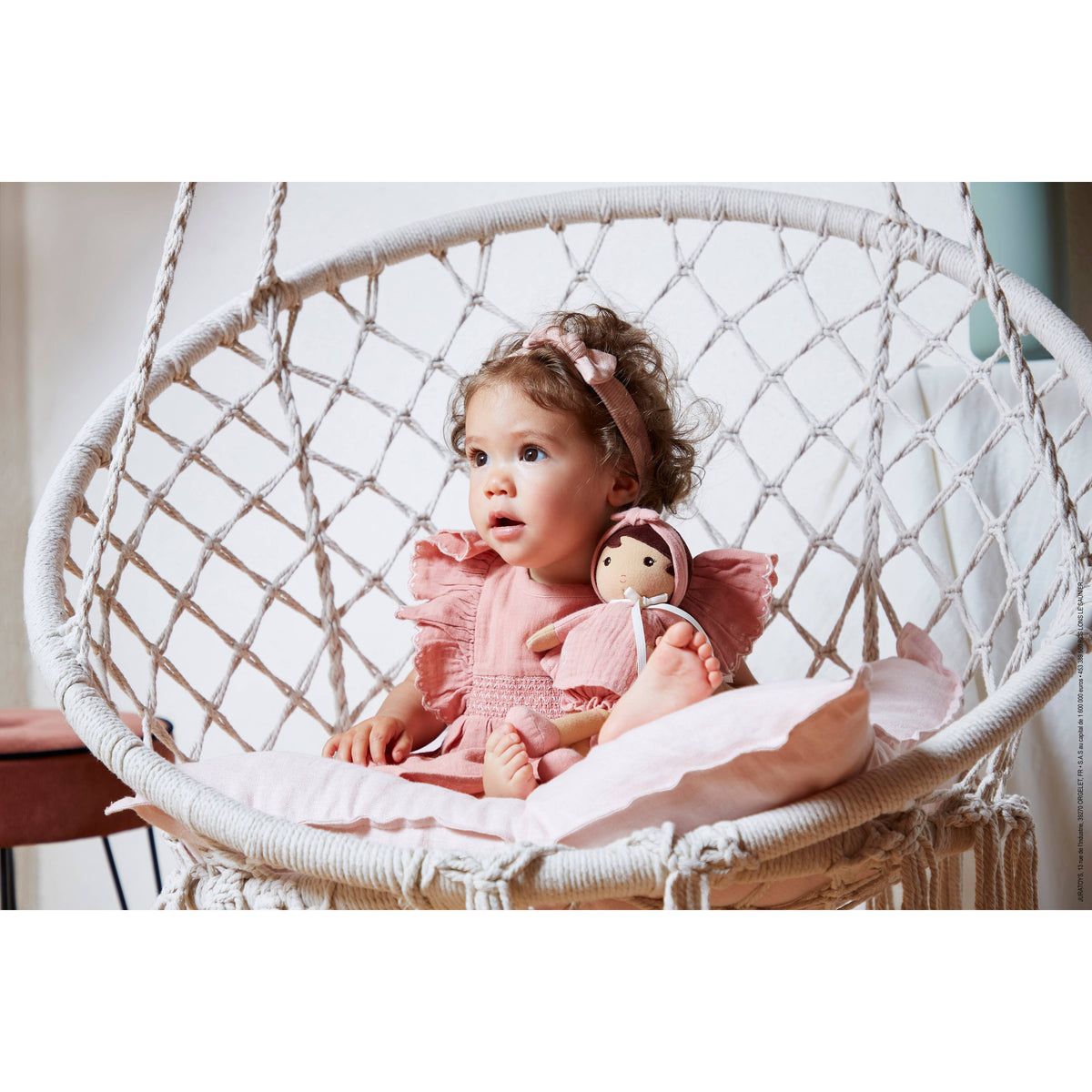 Amandine Doll - Medium