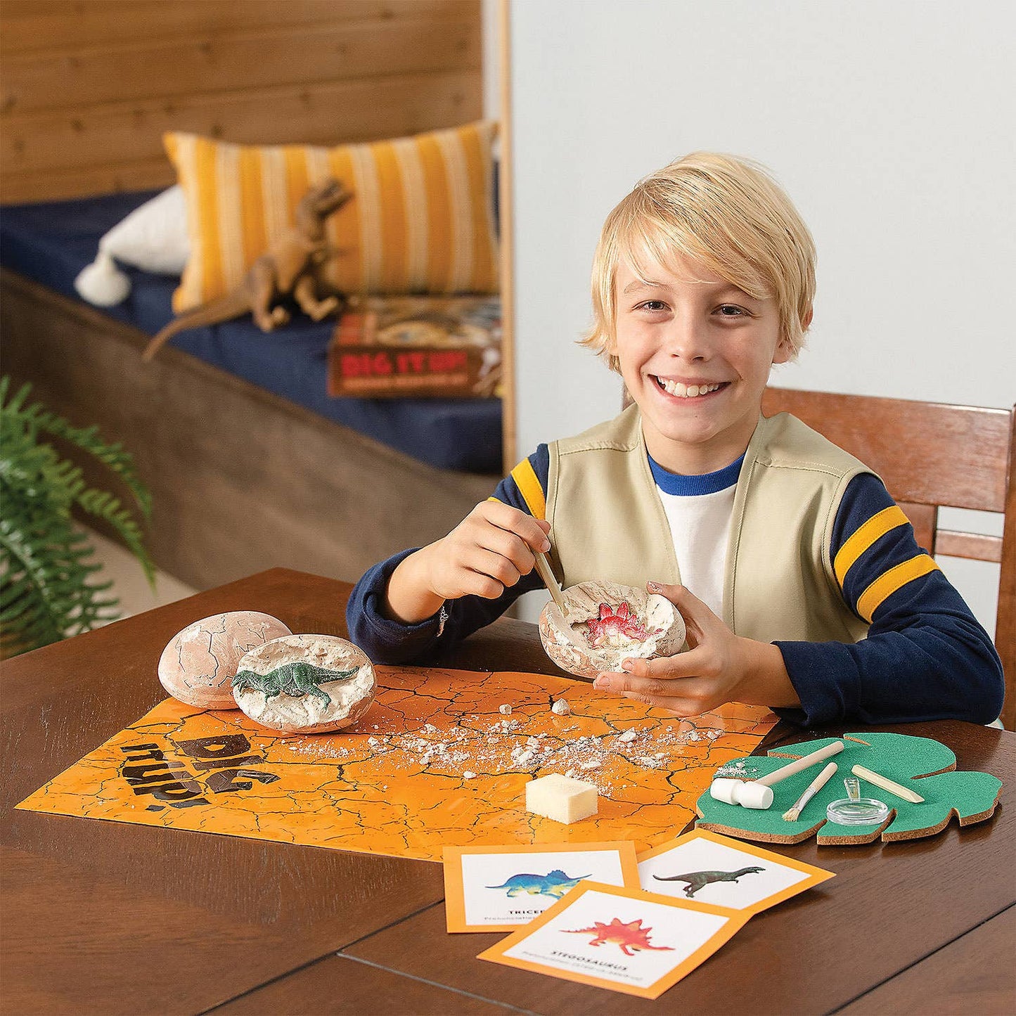 Dig It Up!: Excavation: Dinosaur Kit